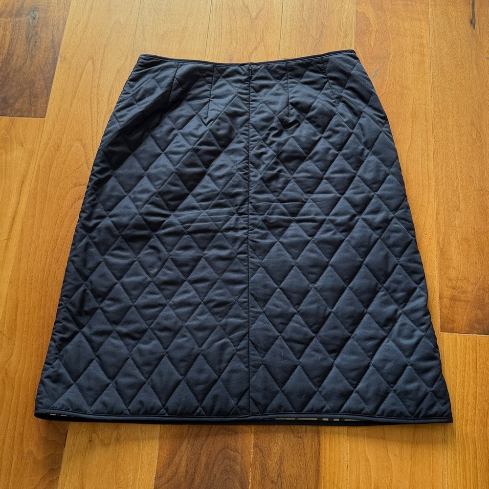 Burberry Quilted A-Line Skirt in Navy Blue - Picture 6 of 11